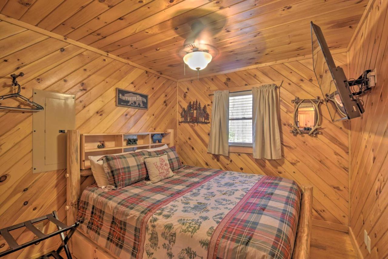 Helen Cabin With Deck And Hot Tub Less Than Half Mi To Main St Екстер'єр фото