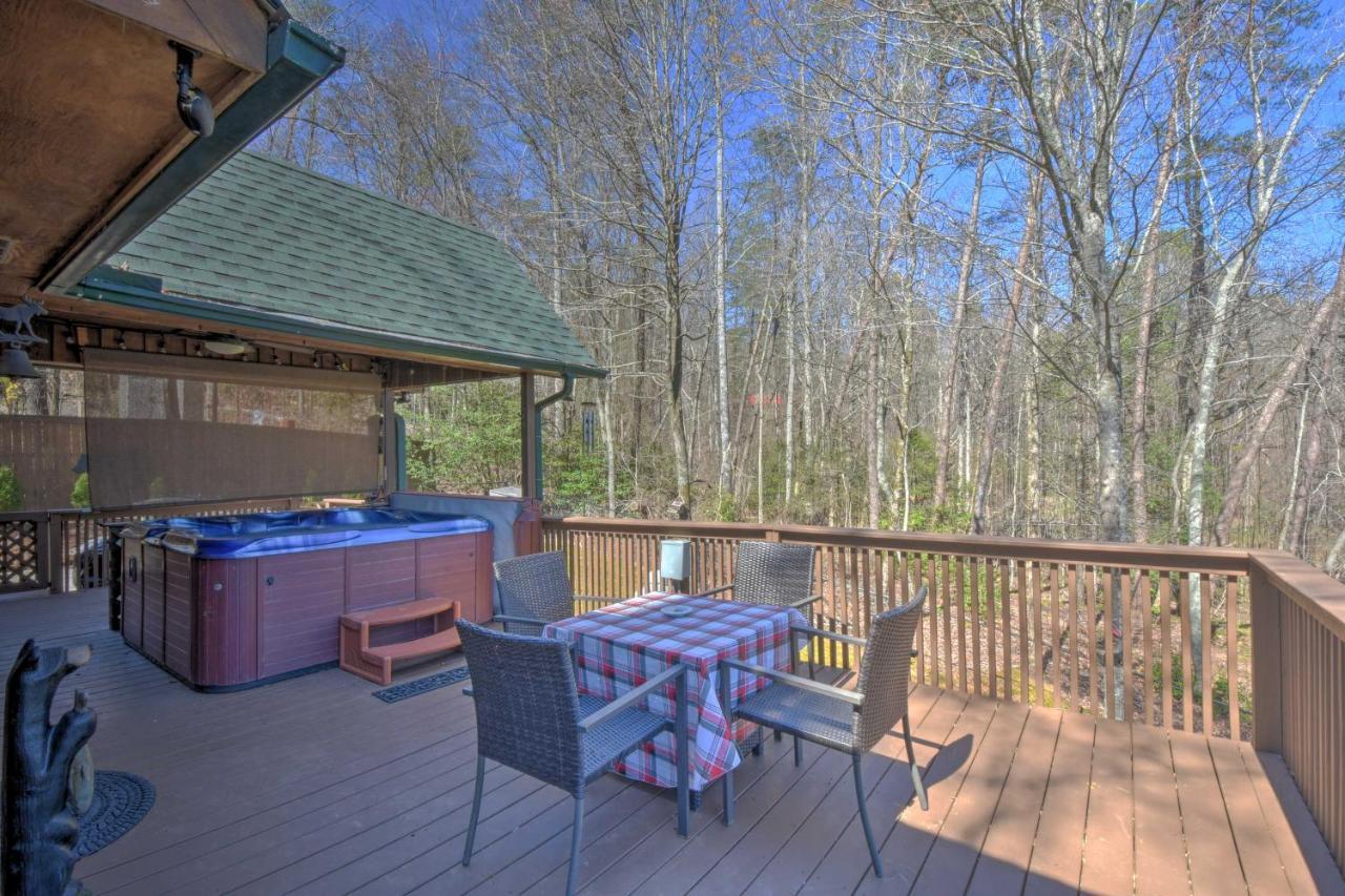 Helen Cabin With Deck And Hot Tub Less Than Half Mi To Main St Екстер'єр фото