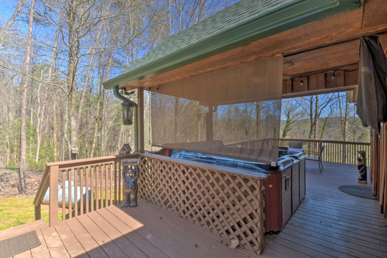 Helen Cabin With Deck And Hot Tub Less Than Half Mi To Main St Екстер'єр фото