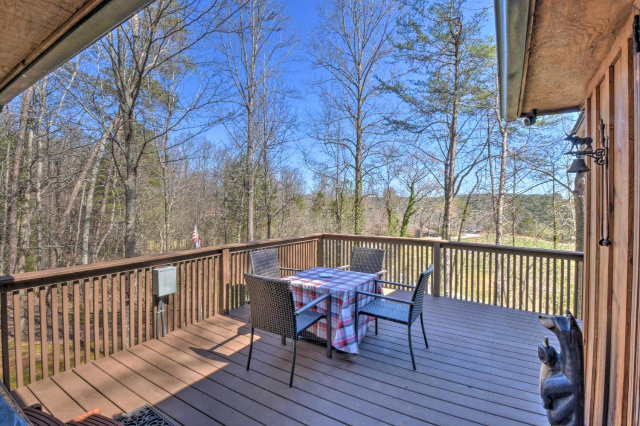 Helen Cabin With Deck And Hot Tub Less Than Half Mi To Main St Екстер'єр фото