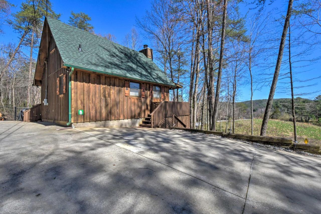 Helen Cabin With Deck And Hot Tub Less Than Half Mi To Main St Екстер'єр фото